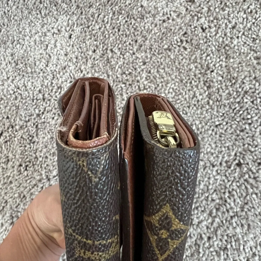 Wallets - Picture 7 of 16